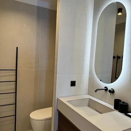 Διαμέρισμα Hyper Centre, Front De Αζάτσιο