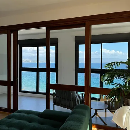 Hyper Centre, Front De