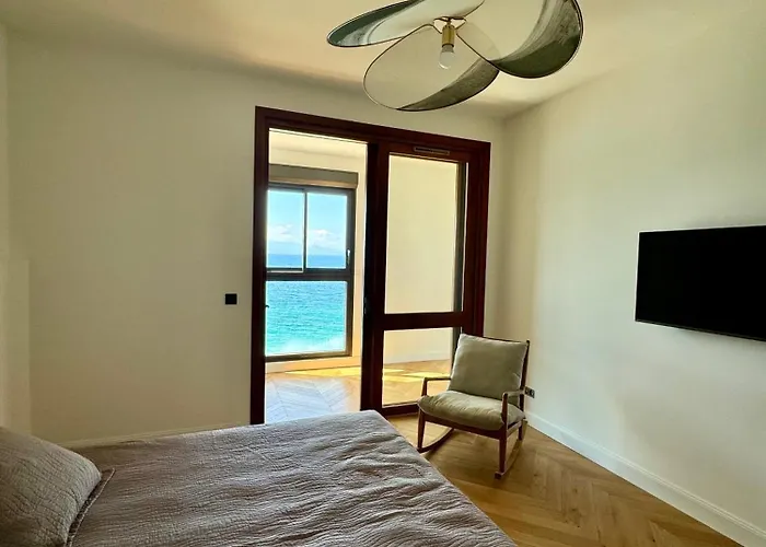 Daire Hyper Centre, Front De Ajaccio (Corsica)